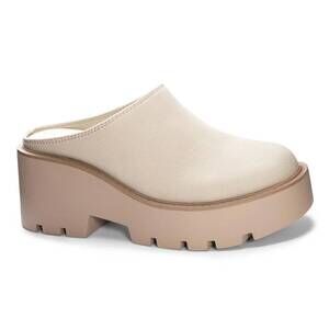 NEW CHINESE LAUNDRY women's test suede mule in beige